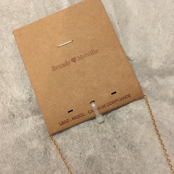 brandy melville gold locket heart necklace - Picture 4 of 4
